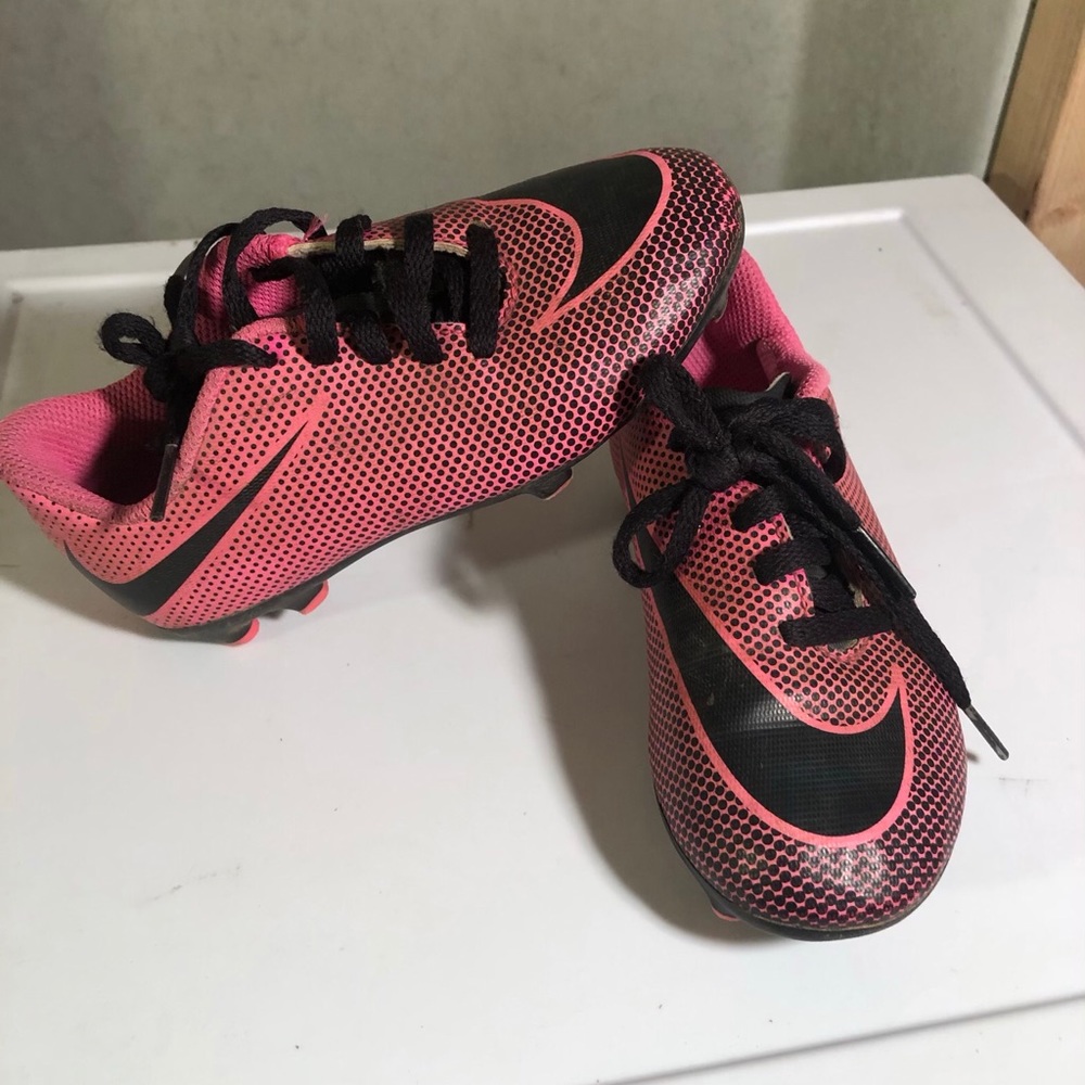 Nike Cleats Kids Size 10C.